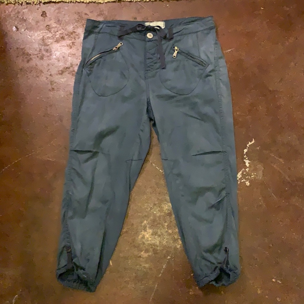 Free people light weight cotton elastic ankle capris